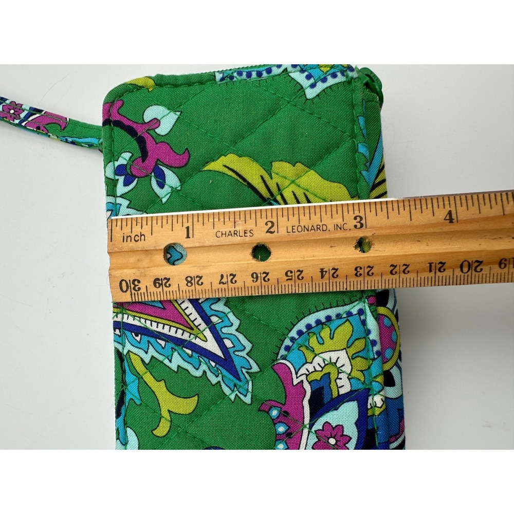 Vera Bradley All In One Crossbody Green Emerald Paisley Quilted Cotton Wristlet - Picture 12 of 16